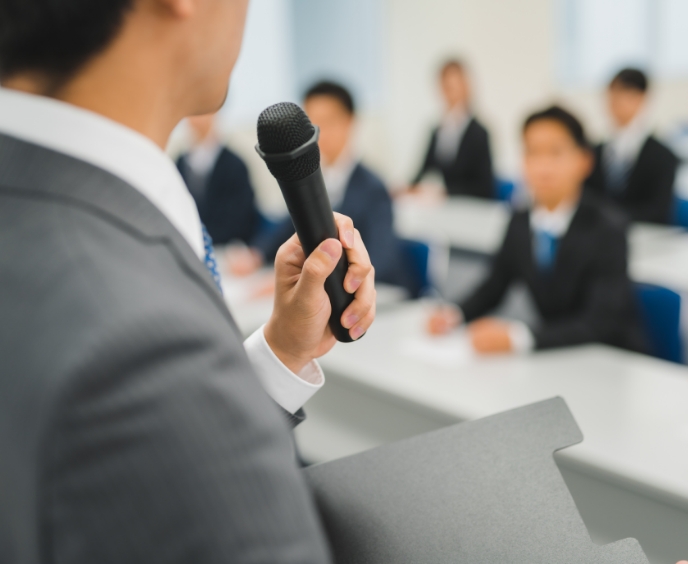外部の研修への参加支援